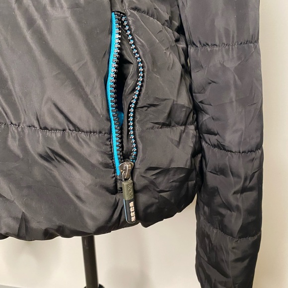 Super dry women’s faux fur hooded puffer jacket - Picture 10 of 14